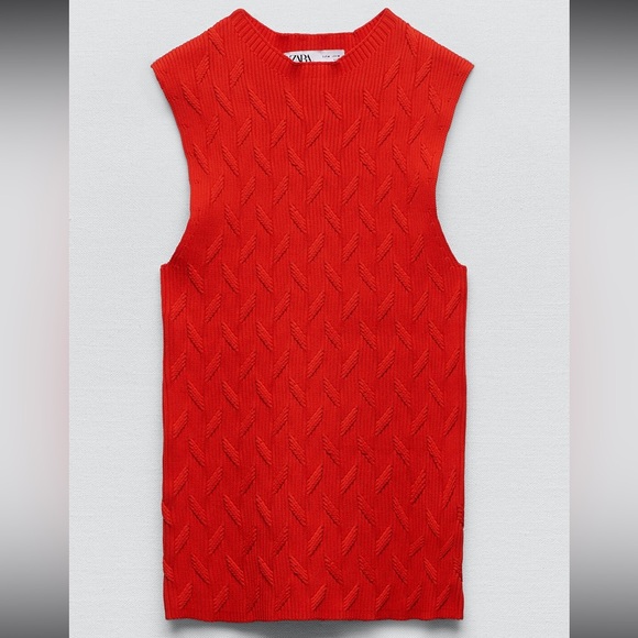 Zara - Textured Knit Top - Picture 2 of 8